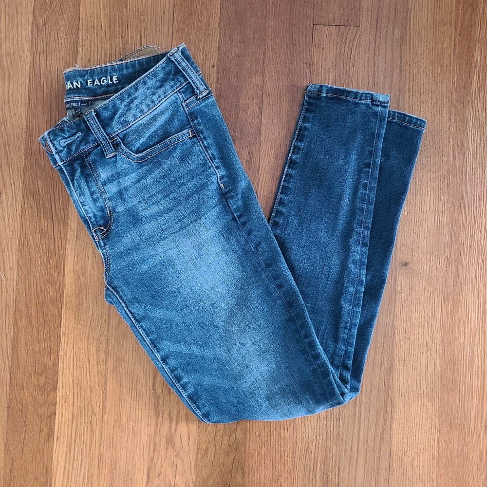 American Eagle Outfitters 360 Next Level Stretch Womens Denim Jeans 2 Short